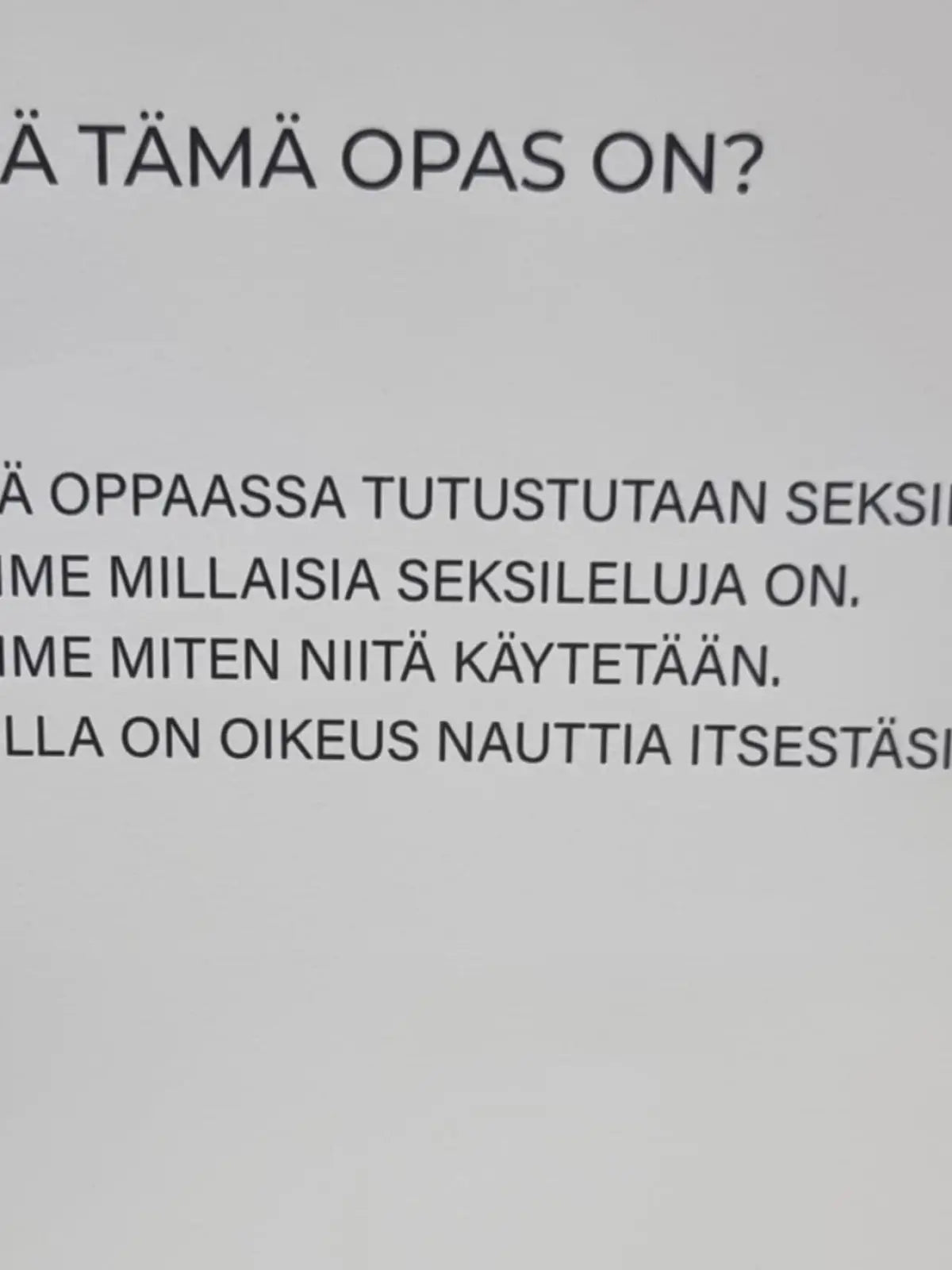 Selkokielen seksileluopas – Armi Soilanterän ja Saana Taskisen opas seksileluista helposti ymmärrettävällä kielellä.