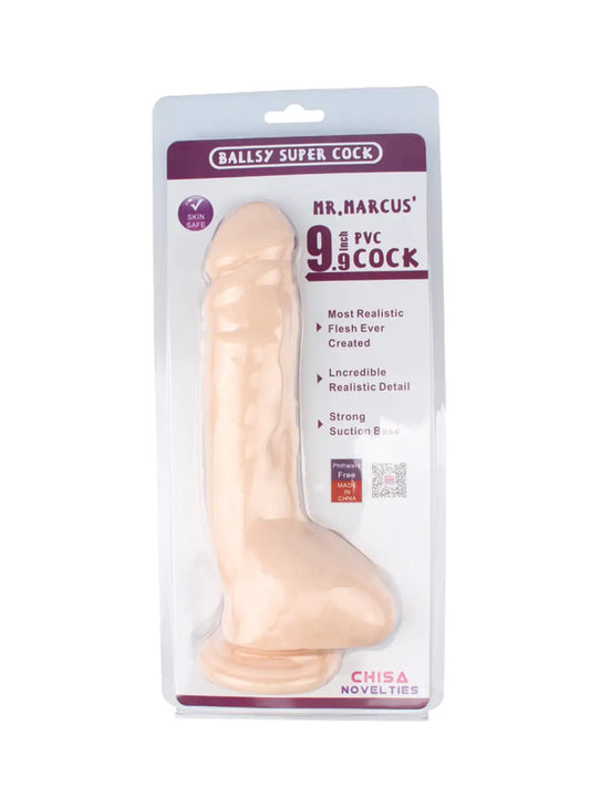 MR. Marcus realistinen dildo 9.9", pehmeä ja ihoystävällinen PVC, imukuppipohja ja miellyttävä tuoksu – tunnettu laatulelu nautintoon.